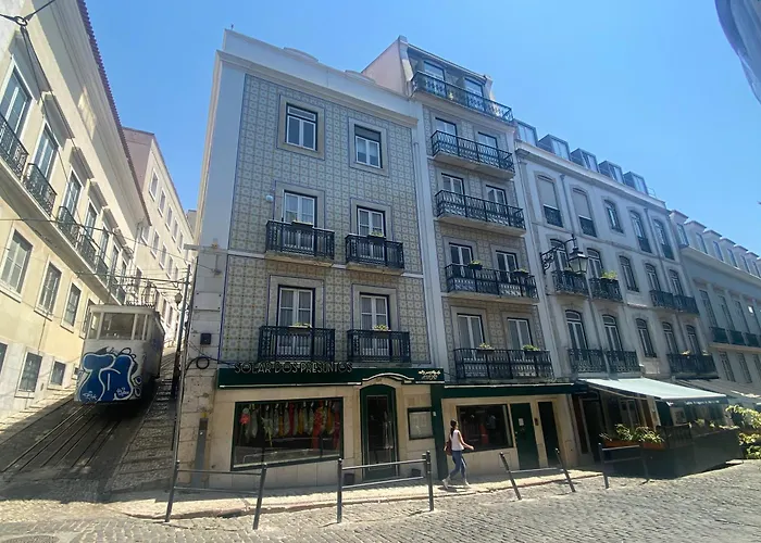 Liberty 140 Deluxe * Lisbon